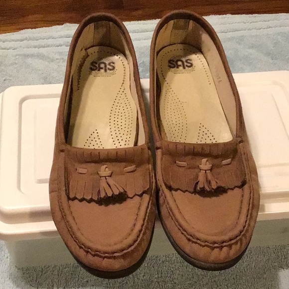SAS Brown Suede Softie Shoes. - Picture 2 of 4
